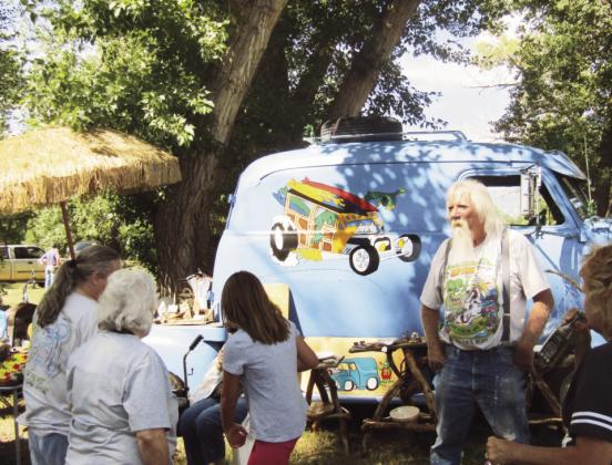 An eye-catching vendor booth did steady business at the 2023 Greenhorn Valley Days. Photo by Shirley Pigg