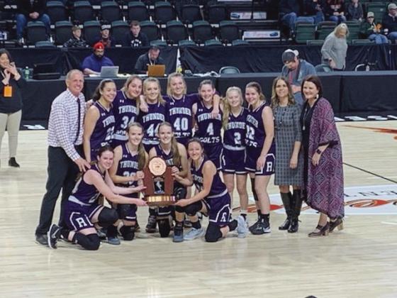 Back row, left to right: #23-Jordan Holgerson-Rahl, #34-Alaina Bourgeois, #44Shayla Kushner, #40-Shannon Kushner, #4-Kelsy Stribling, #2-Sady Stinchcomb, #24-Lacie Laca, Coach Jayme Graham, Coach Jody Pool Front row, left to right: #24-Morgan Elarton, #22-Sophie Adamson, #12-Sydney Adamson, #30-Gracie Graham Courtesy Photo