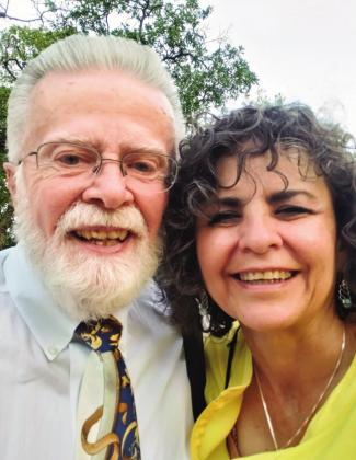 Larry Perry and Diana Martinez are new to the Greenhorn Valley. They have both opened new businesses to serve the community. Perry is a CPA (see advertisement on p. 8), and Martinez can be found at www.peacefulpassagedoulas. com. Courtesy Photo