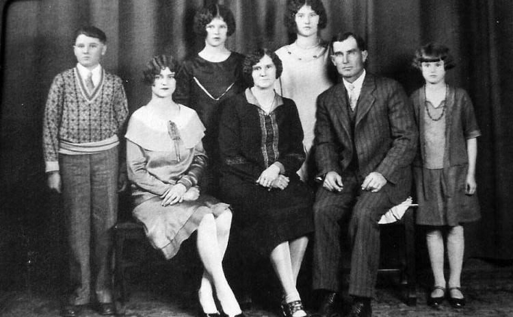 Earl Wilcox family Courtesy Photo