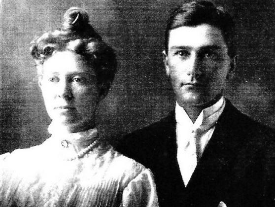 William and Esther Mae Little DuPrez Courtesy Photo