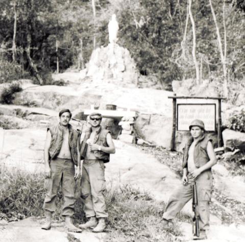 Vietnam War Veteran and feature writer for the View, Jerry Collins (L), with friend Dieter Herbstler and a bus driver on the right. The Greenhorn Valley View would like to continue a series of interviews with Vietnam Veterans in the Colorado City and Rye areas, in honor of the 50 Year Anniversary of the end of that war. Photo Courtesy of Jerry Collins