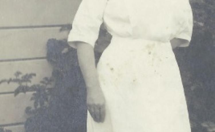 Mary Eliza Bragg married James Sylvester Watts in Florence, Colorado.