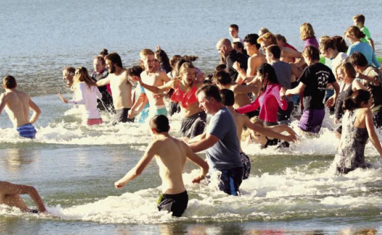 Maggie Drew Peters’ Memorial Polar Plunge Saturday at Lake Beckwith